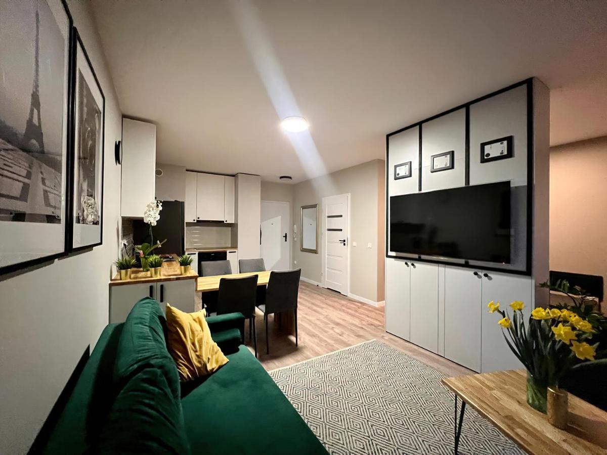 Milionowa 8 - Komfortowe Studio Z Garazem I Klimatyzacja Łódź Extérieur photo